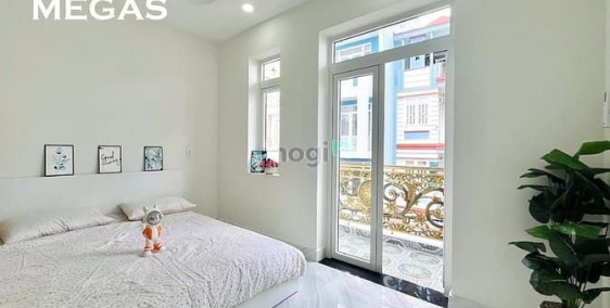 Nhà hàng - Khách sạn: 🤩 Căn Hộ Ban Công Và Cửa Sổ Thoáng   Full Nội Thất Mới–T