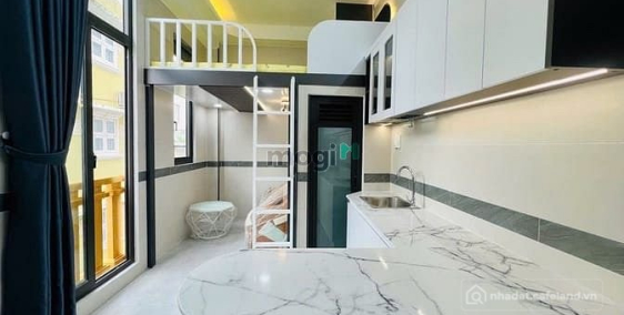 Nhà hàng - Khách sạn: Giảm 300k_ Duplex cửa sổ trời,thang máy - Bình Thạnh,Gần V