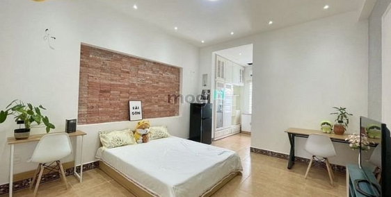 Nhà hàng - Khách sạn: CHO THUÊ CHDV PHƯỜNG 8 Quận Phú NhuậnMÁY GIẶT RIÊNG40m