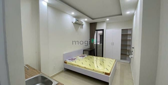 Nhà hàng - Khách sạn: Căn hộ cao cấp giá rẻ- full nội thất- có sân phơi