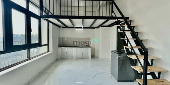 Nhà hàng - Khách sạn: Căn hộ có gác full nội thất ban công ngay Phạm Văn Đồng - 