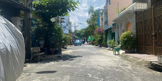 Bán nhà riêng: Bán nhà HXT Thoại Ngọc Hầu Tân Phú 57m2, 4 tầng, gần BIG C chỉ 8,