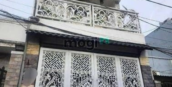 Bán nhà riêng: Nhà đẹp ở ngay hẻm nhựa ôtô vào nhà 3 tầng kế chợ Thủ Đức 4x21; 7