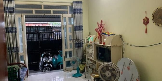 Bán nhà riêng: Nhà đẹp ở ngay 3 tầng nở hậu hẻm xe hơi gần Đặng văn Bi 5x17 chỉ 