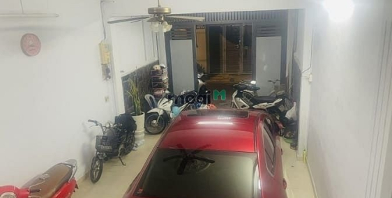 Bán nhà riêng: Bán nhà chia tài sản đường út tịch p4 tân bình hẻm 8m kinh doanh