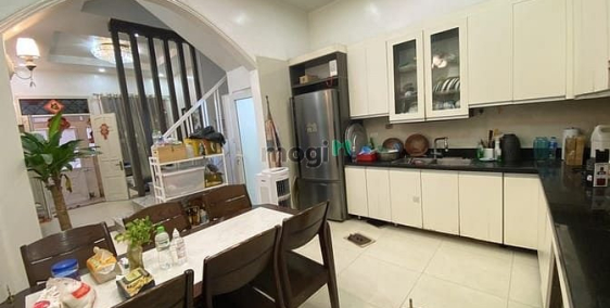 Bán nhà riêng: Nhà Kim Giang, DT 50m2 x 5T, giá 7.88 tỷ, ở luôn, ngõ to, nhà đẹp