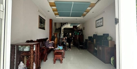 Bán nhà riêng: Ngay cổng Vạn phúc 4 tầng nội thất cao cấp ôtô vào nhà 8,6x25; 28