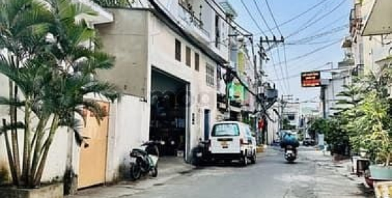 Bán nhà riêng: Vị trí cực đẹp ngay trung tâm Trịnh Đình Trọng 200m2 8x25 19.5 tỷ