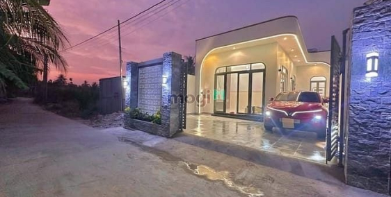 Bán nhà riêng: CCG gửi bán nhà cấp 4, SHR, 197m2, Xã Tân Thạnh Đông mà chỉ 1 tỷ 