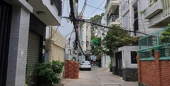 Bán nhà riêng: Bán nhà Lê Thị Riêng, Q1, gần chợ Bến Thành 5 tầng hẻm xe tải – 2