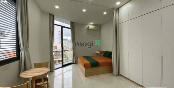 Phòng trọ: Phòng cửa sổ thoáng ngay Đại học Ngoại Thương