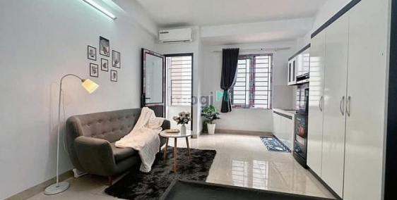 Phòng trọ: Cho thuê CCMN full đồ, có ban công siêu thoáng ở 73 Hoàng Ngân