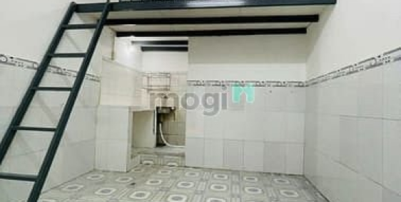 Phòng Trọ Có Gác Cao, Cực Thoáng, ngay cầu Vượt Linh Xuân, ngay Làng Đ