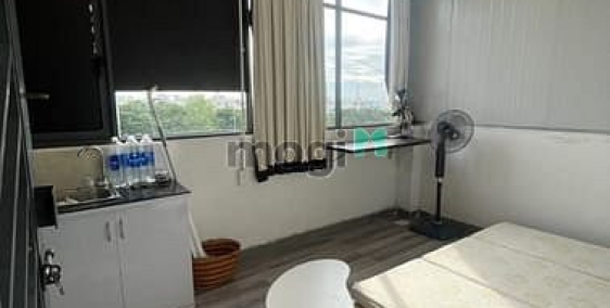 Phòng trọ: Phòng thoáng, full nội thất đi bộ tới VLU3, Đường Đặng Thùy Trâm