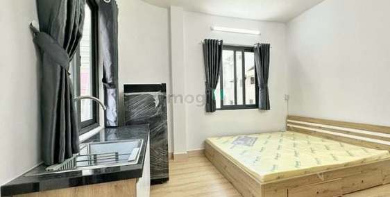 Phòng trọ: Cho thuê phòng full nội thất cửa sổ trời ở Nguyễn Văn Thủ Q1