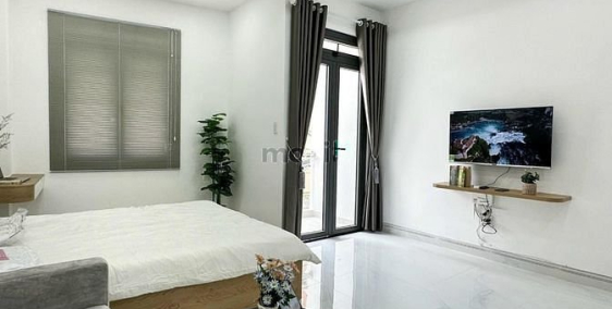 Phòng trọ: Căn hộ giá rẻ - Full nội thất máy giặt riêng ngay Nguyễn Hữu Cảnh