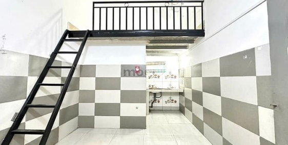 Phòng trọ: Phòng trọ gác cao ngay đường Nguyễn Xiển