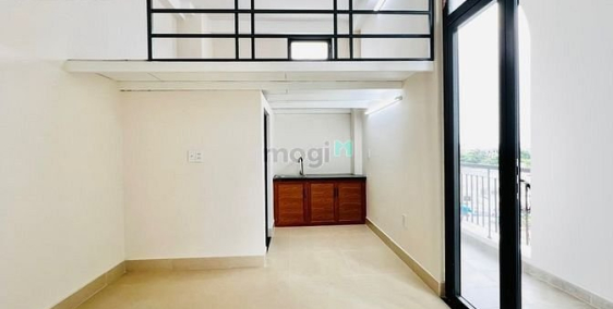 Phòng trọ: phòng FULL NỘI THẤT - BALCONY Mới Xây ngay VÒNG XOAY PHÚ LÂM