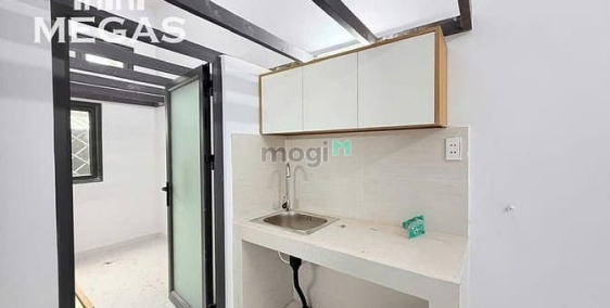 Phòng trọ: 1 phòng ngủ riêng - gác cao - thang máy - nhà mới xây