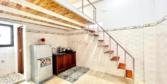 Phòng trọ: Gác lửng tiện nghi, cửa sổ thoáng, an ninh Đường Khuông Việt Tân Phú