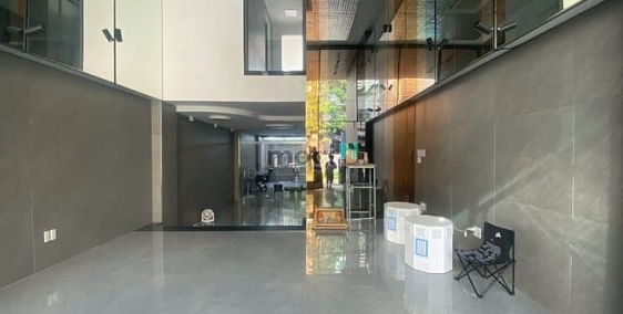 Văn phòng: Mặt bằng/văn phòng đường Lê Hiến Mai, TML, Q2 - (5x21.5m). Giá 20tr/t