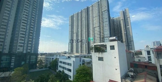 Văn phòng: Cho thuê văn phòng, kho để hàng, studio, phòng quay lives... theo tần