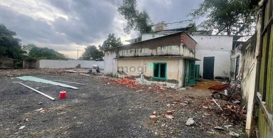 Nhà Kho - Xưởng: Cho thuê đất 600m có nhà cấp4 200m thổ cư, APD Q12