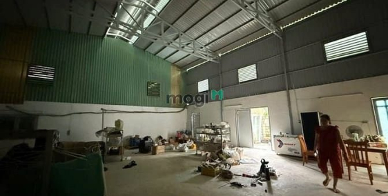 Nhà Kho - Xưởng: Xưởng 12x12m full kho đường Thạnh Lộc 1/ hà huy giáp Q12, giá 9
