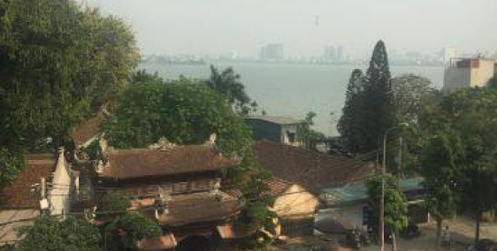 Cho thuê nhà mặt phố Lạc Long Quân mặt tiền 20m