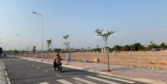 Bán đất đẹp giá tốt ngay đường ĐT 743. Đã có sổ riêng từng nền