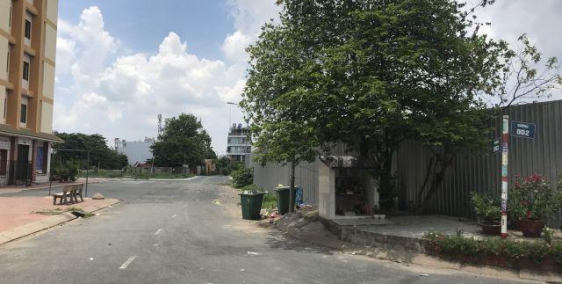 Quận 12- Mặt tiền shophouse DD5 bên phải chợ 90m2, sổ hồng thanh toán sang tên