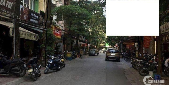 Bán nhà phố VĨNH PHÚC 30m2 lô góc mặt tiền 4m  giá chỉ 2,7 tỷ