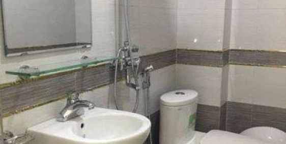 Bán nhà 5 tầng Nguyễn Văn Huyên, 35m2, MT 3,6m, giá 3,3 tỷ