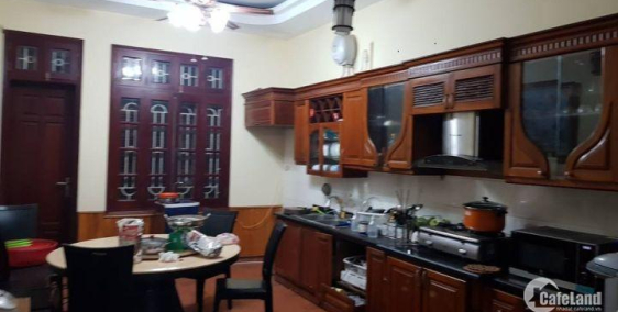 Bán nhà Đống Đa, ô tô tránh, Kinh doanh đỉnh, lô góc, có vỉ hè, giá 11 tỷ