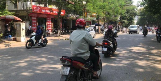 Giảm sốc 500 Triệu Bán Gấp em Mặt Phố Trương Định 60m*MT4m 7.7 tỷ