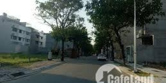 Bán miếng đất Dương Công Khi gần chợ bách hoá xanh 580.000.000 đ- 110 m2