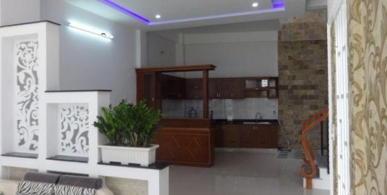 Nhà đẹp Bắc Hải 38m2, Quận 10, giá Sốc chỉ còn 3.2 tỷ.