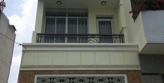 Bán nhà quận 3-1 trệt+2 lầu, sân thượng (4.1 TỶ)