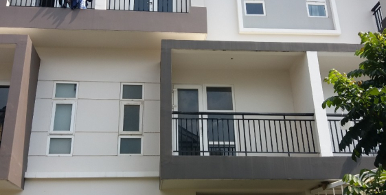 BÁN NHÀ THÔ PARK RIVERSIDE HƯỚNG ĐÔNG NAM - Q9