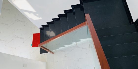 Bán biệt thự mới xây xong đường số 6, P. Hiệp Bình Phước, Q. Thủ Đức. DT 130.7m2