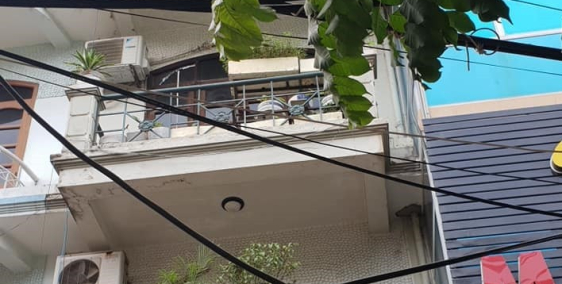 Bán nhà mặt phố Linh lang, kinh doanh giá 11 tỷ