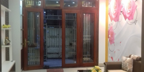 Vị trí vàng-Nhà Nguyễn Chí Thanh,DT 33,5m2, MT 4m, Nhà 5 tầng, Thiết kế đẹp, Giá