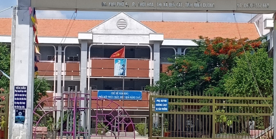 NHÀ MẶT TIỀN ĐƯỜNG 12M THUẬN TIỆN KINH DOANH, GẦN TRƯỜNG HỌC.