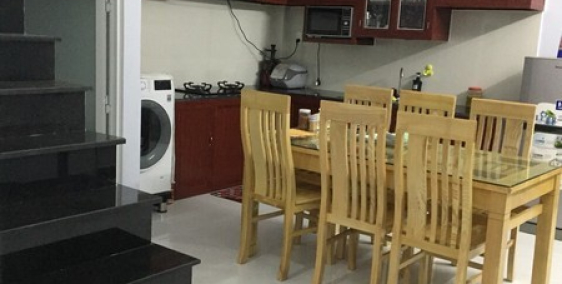 Nhà 1 trệt 1 lững chính chủ ngay gần TTHC Dĩ an