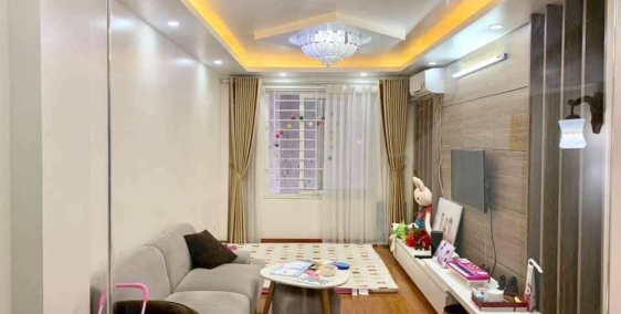 Cần bán nhà phố Lạc Trung lô góc, gần mặt phố 5Tx35m2, 3.2 tỷ