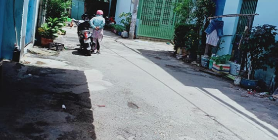 Bán gấp nhà 2 lầu đẹp HXT Kênh Tân hoá