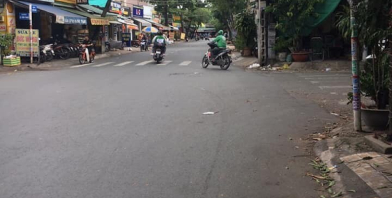 MTKD đường 16m Cầu Xéo vị trí đắc địa sầm uất 6,1x22 (nở hậu đều 7.6m) giá 15.5