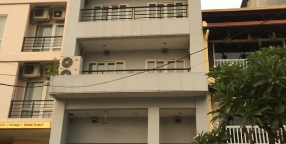 Ngân hàng bán phát mại nhà mặt phố Nguyễn Ngọc Nại, 100m2, 7 tầng