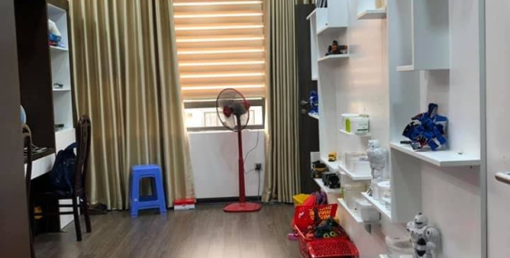 Chính chủ cần bán nhà phân lô Nguyễn Xiển, Khuất Duy Tiến,7T thang máy