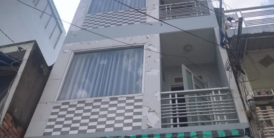 Bán nhà Đinh Tiên Hoàng, hẻm xe tải kinh doanh, 45m2, 4 tầng, giá chỉ 6,9 tỷ.